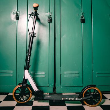 How to Choose the Right Wheel Size for Your Scooter?